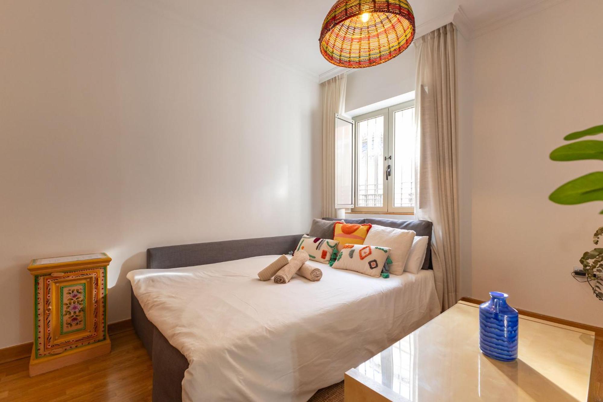 Charming Apartment At San Bernardo Neighborhood By Ocityzen Seville Ngoại thất bức ảnh